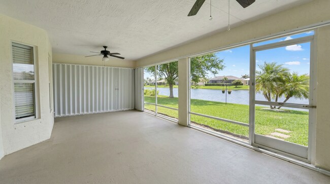 Building Photo - 515 South Valencia Cir SW