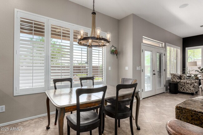 Building Photo - 2735 W Plum Hollow Dr