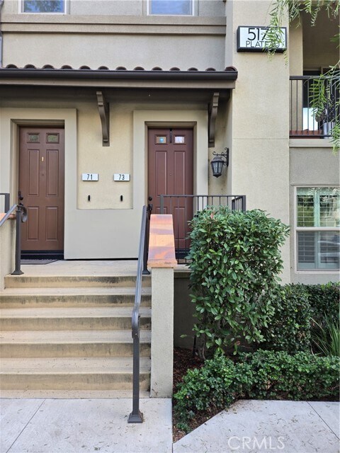 Building Photo - 73 Plateau