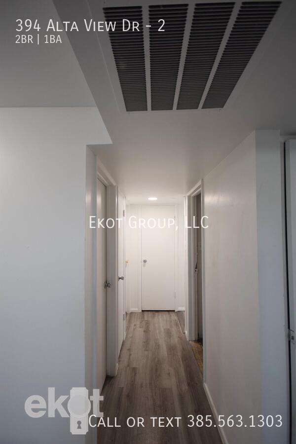 Building Photo - 394 Alta View Dr