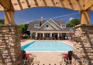 Building Photo - 8 Tucker St