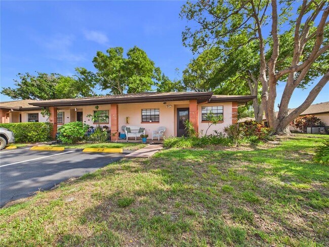 Building Photo - 13250 Ridge Rd