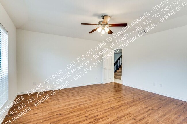 Building Photo - 3924 Coronado Dr