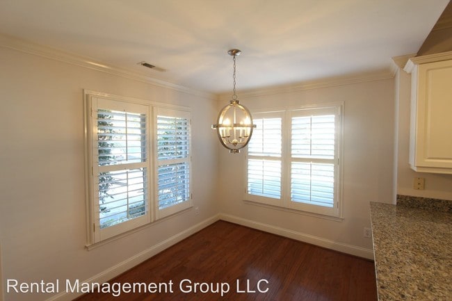 Building Photo - 3 br, 2 bath House - 4337 Vestview Lane