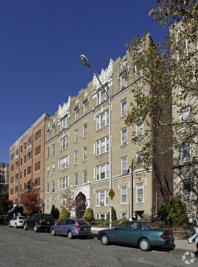 28 Duncan Avenue Apts 28 Duncan Ave Jersey City NJ 07304 Apartment