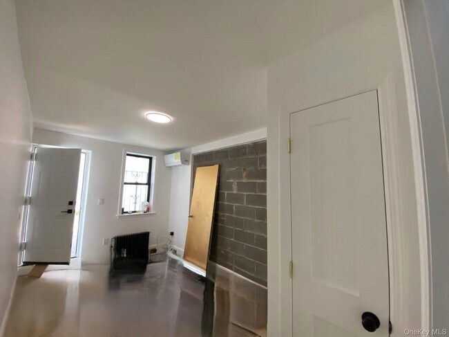 Building Photo - 8-55 Wyckoff Ave