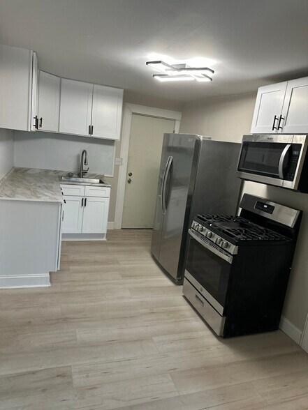 Building Photo - 1310 Willis Ave