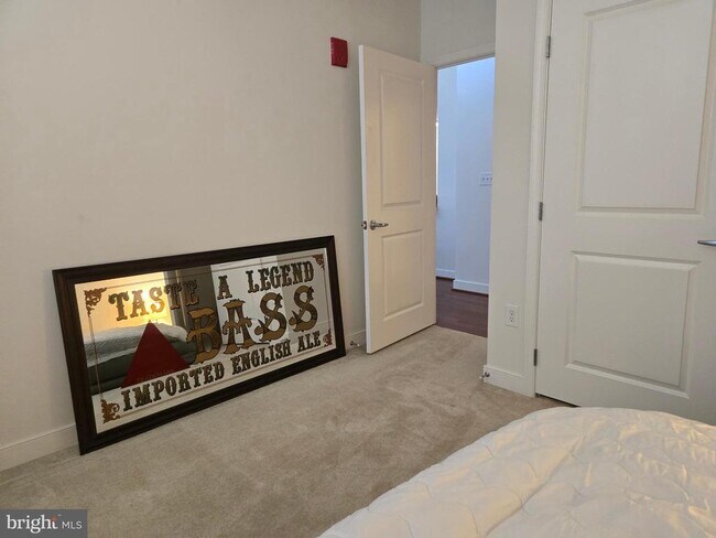 Building Photo - 155 Potomac Passage