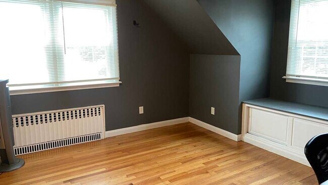 Building Photo - 72 Holyoke St