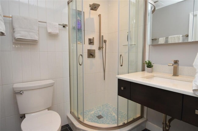 Building Photo - 5245 Coquina Key Dr SE