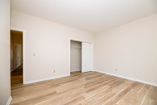 Building Photo - 3617 Augusta Dr