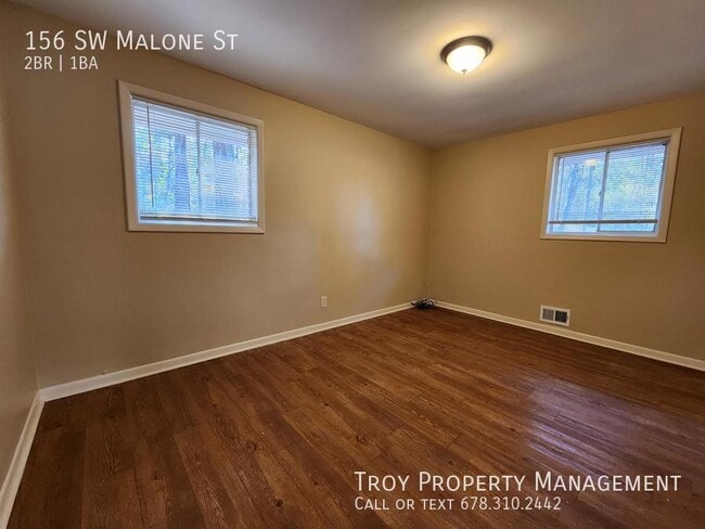 Building Photo - 156 SW Malone St