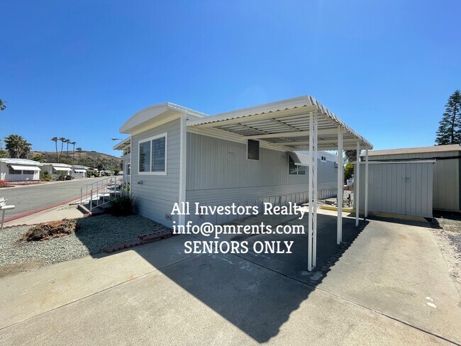 Building Photo - 141 Douglas Dr