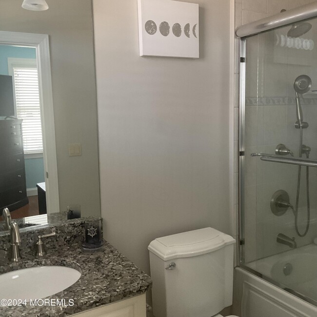 Building Photo - 45 E Pampano Dr
