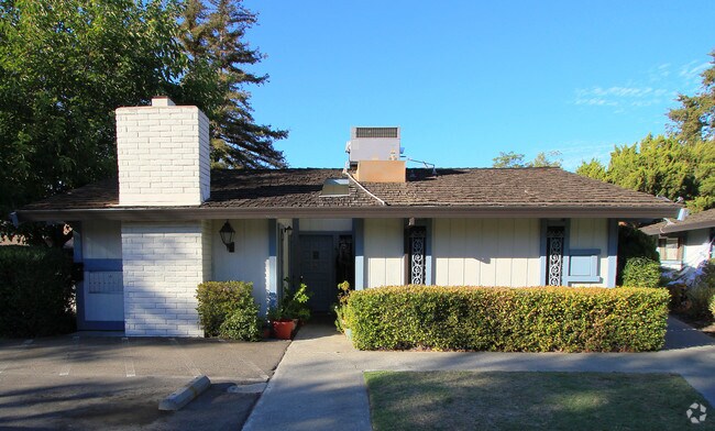Building Photo - Peppertree