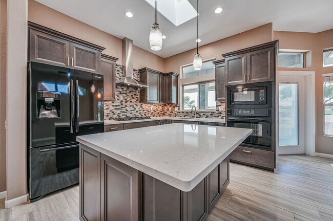 Building Photo - 21416 N Verde Ridge Dr