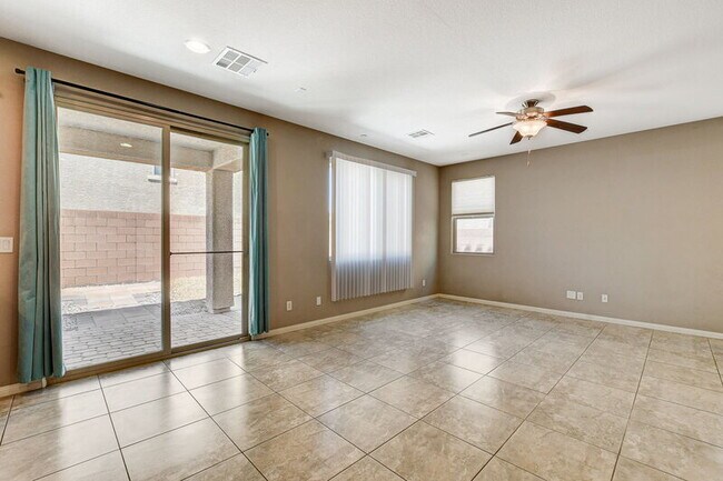 Building Photo - 1442 Brushback Ave