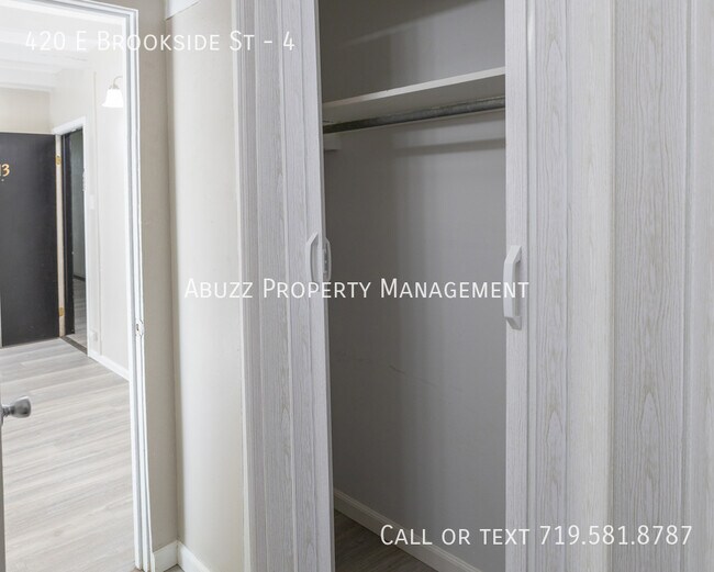 Building Photo - Brookside