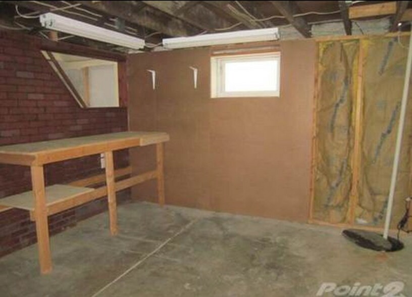 Building Photo - 3620 Cleves Ave