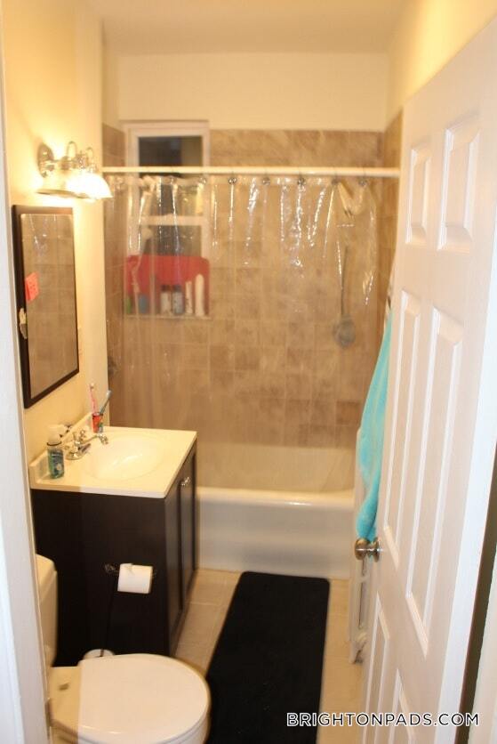 Building Photo - 22 Chiswick Rd