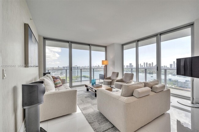 Building Photo - 16385 Biscayne Blvd