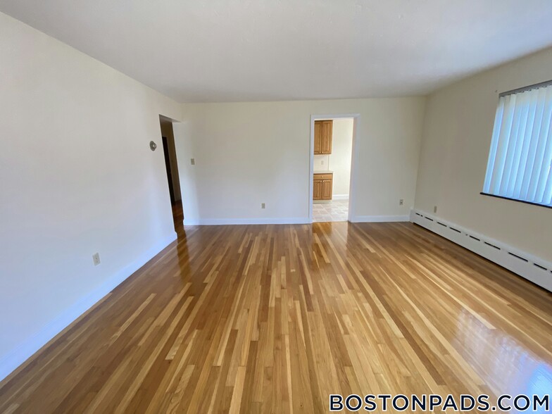 Building Photo - 898 Massachusetts Ave