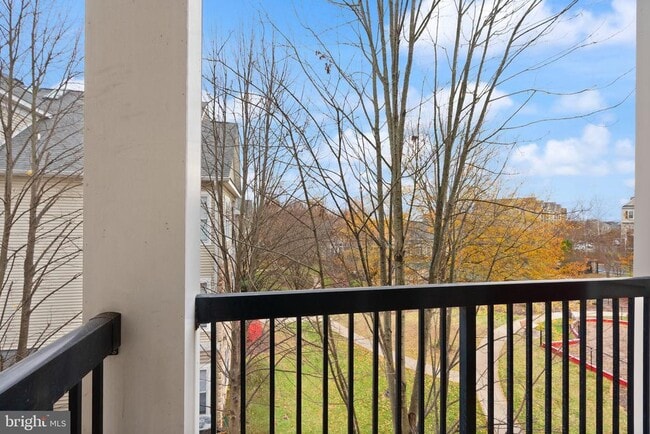 Building Photo - 13363 Connor Dr