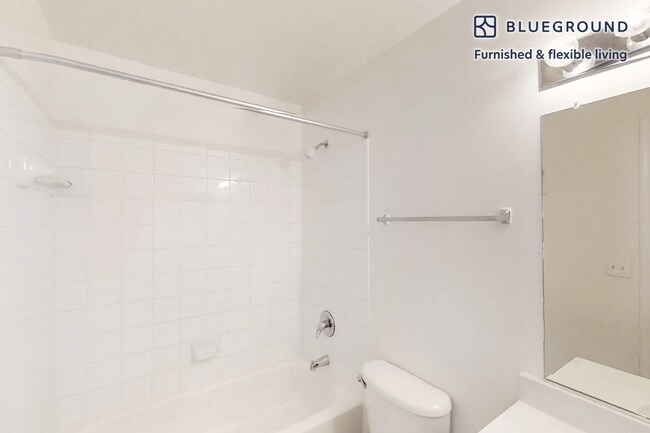 Building Photo - 8185 Scenic Meadow Dr
