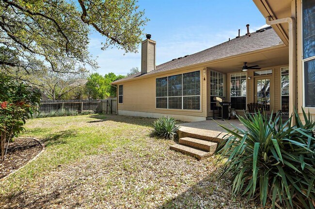 Building Photo - 10900 Peale Ct