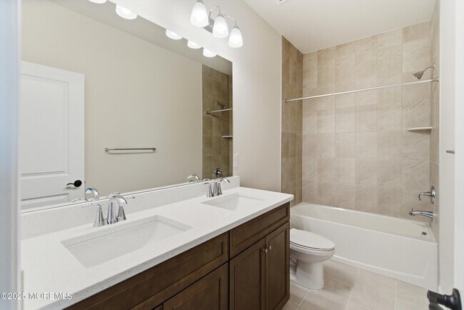 Building Photo - 4 Barton Ave