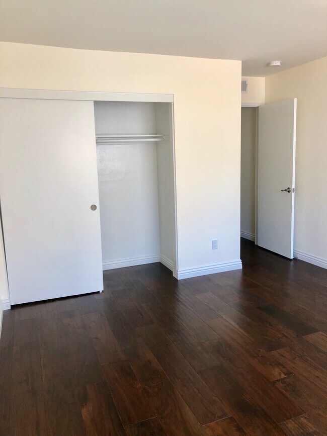 Downstairs Bedroom - 17195 Palisades Cir