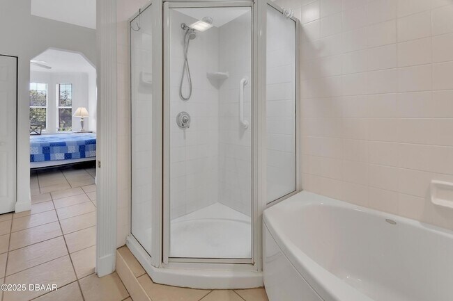 Building Photo - 4623 Rivers Edge Village Ln
