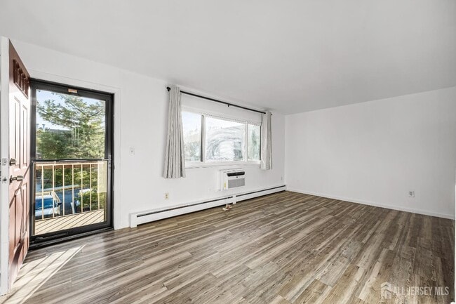 Building Photo - 128 Cricket Ln