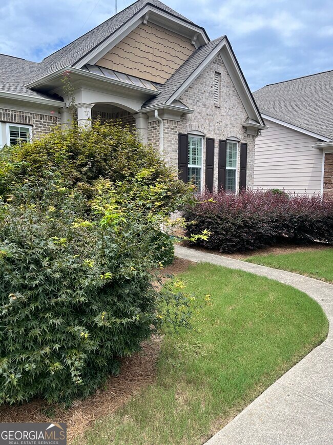 Building Photo - 6411 Hickory Springs Cir