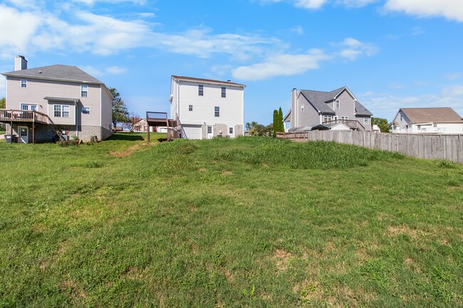 Building Photo - 1928 Whirlaway Cir