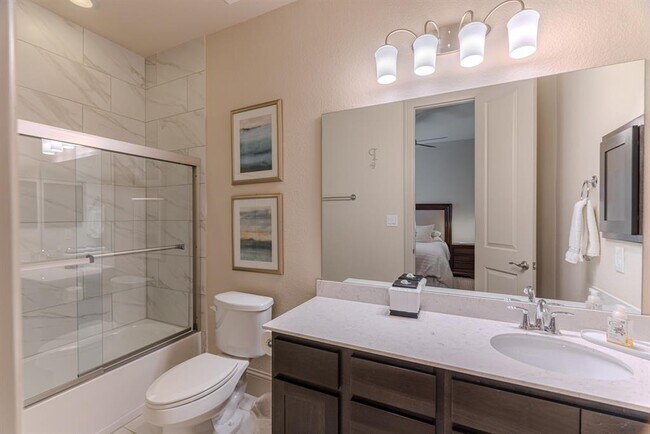 Building Photo - 119 N Bimini Twist Cir