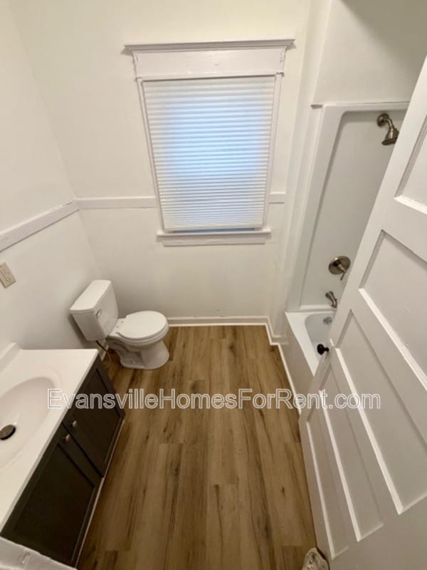 Building Photo - 215 W Louisiana St