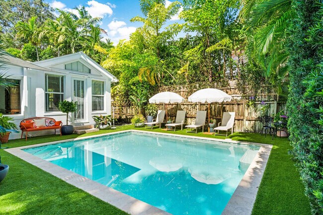 Building Photo - 4131 Lybyer Ave