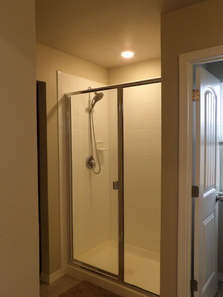 Building Photo - 10722 Rolling Mesa Dr