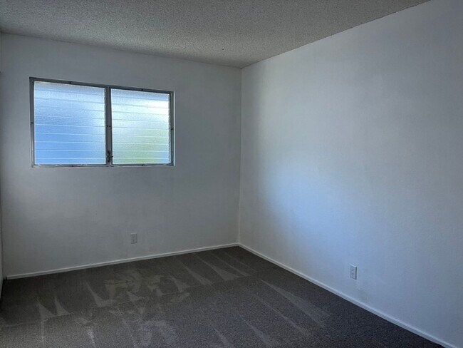 Building Photo - Waiau Garden Court Townhouse - 2 bedroom, ...