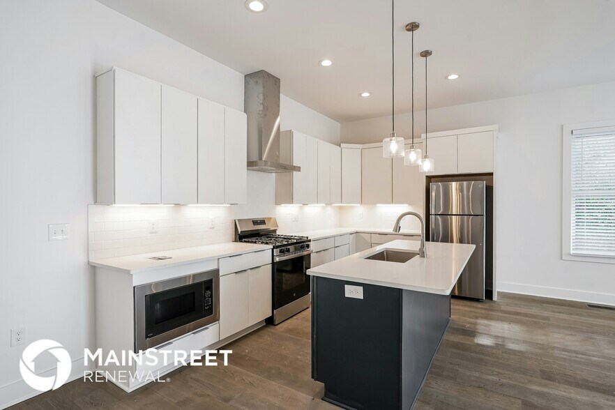 Building Photo - 922 Crescent Hill Rd