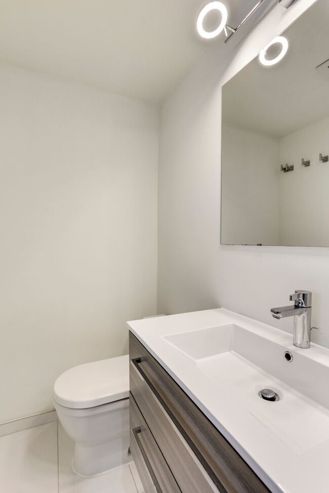 Building Photo - Available Now! Studio in Adams Morgan with...