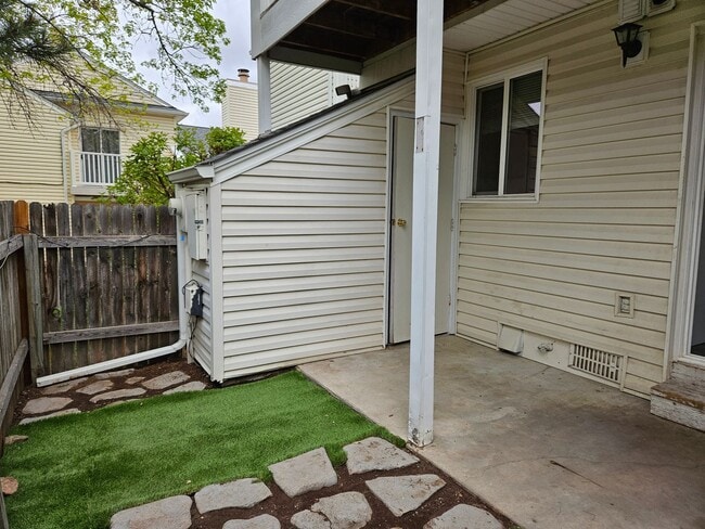 Building Photo - Adorable Loft Style One Bedroom Condo Steps from Buckley AFB