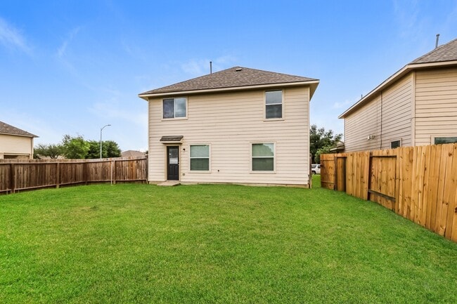 Building Photo - 6011 Sugar Field Ln