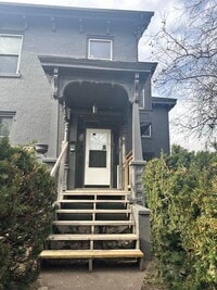 Building Photo - 417 1/2 W 4th St