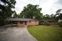 Building Photo - 1329 Blossom Cir