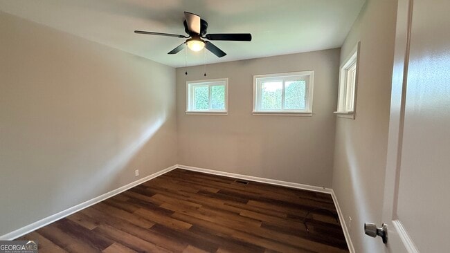 Building Photo - 42 Bagwell Dr