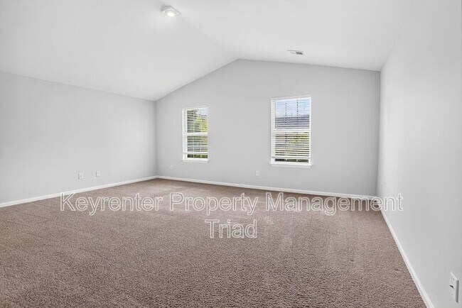 Building Photo - 5109 Black Frst Dr