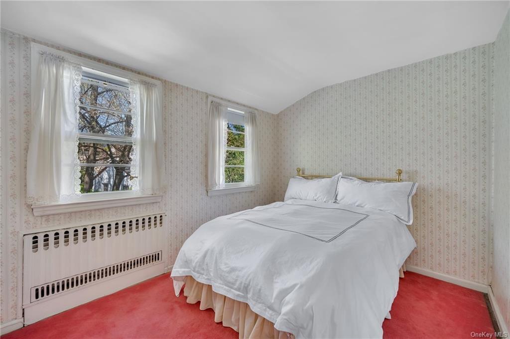 Building Photo - 6 Wildway