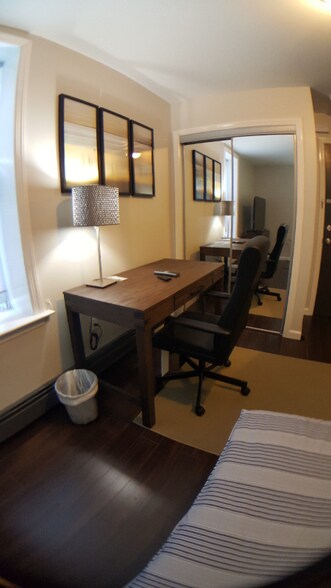 Building Photo - 46 Wayne St